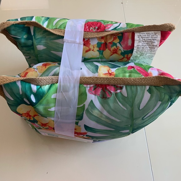 NWT- HOUSEFUL 2 PIECE SET PILLOW - Picture 5 of 11